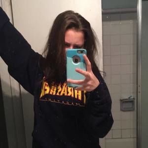 Meet your Posher, Hayley